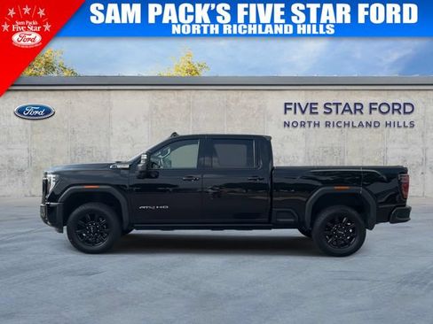 Used 2025 GMC Sierra 2500 AT4 w/ AT4 Premium Plus Package AWD/4WD image 6