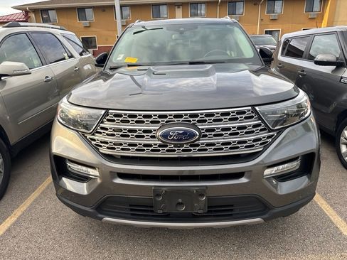 Used 2022 Ford Explorer Limited w/ Equipment Group 301A AWD/4WD image 1