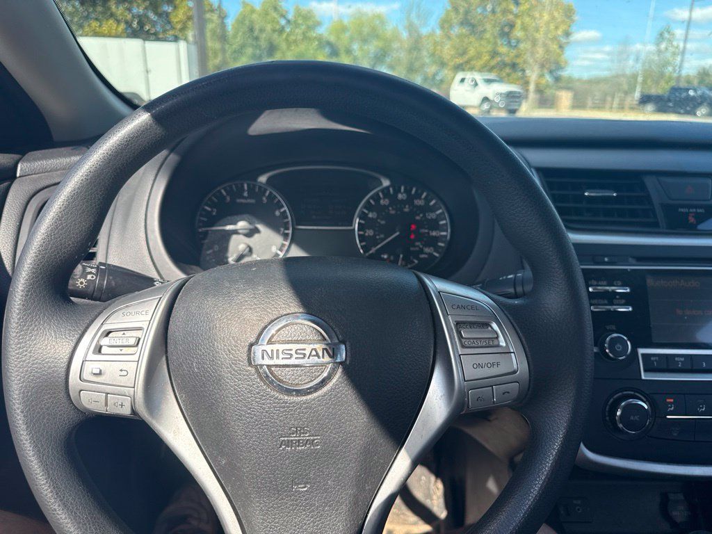 Used 2016 Nissan Altima 2.5 S w/ Power Driver Seat Package FWD image 23