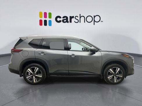 Used 2024 Nissan Rogue SL w/ SL Premium Package image 6