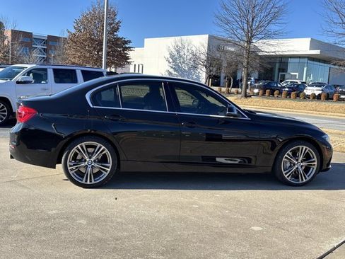 Used 2018 BMW 340i Sedan w/ Premium Package image 2