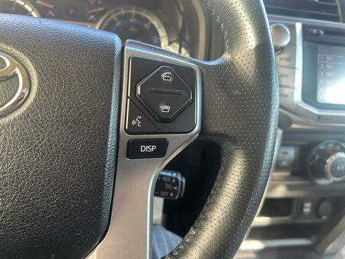 Used 2018 Toyota 4Runner SR5 image 21