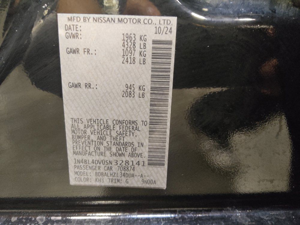 Used 2025 Nissan Altima 2.5 SV FWD image 33