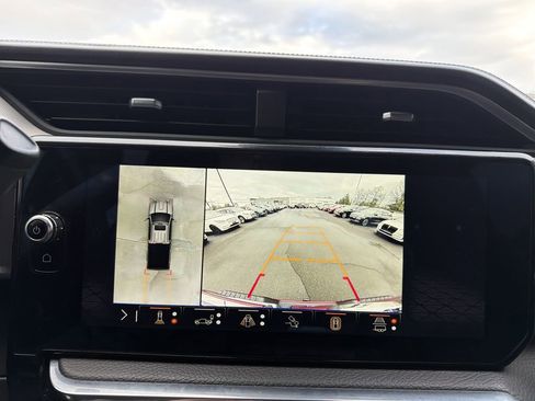 Used 2024 GMC Sierra 2500 Denali w/ Denali Reserve Package image 25