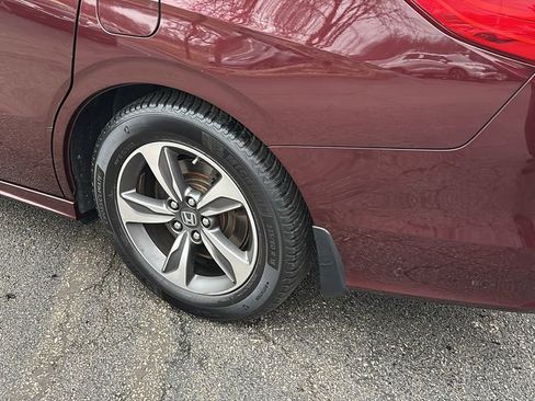 Used 2018 Honda Odyssey Touring image 9