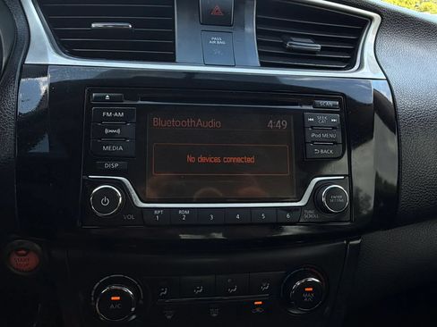 Used 2017 Nissan Sentra SV FWD image 23