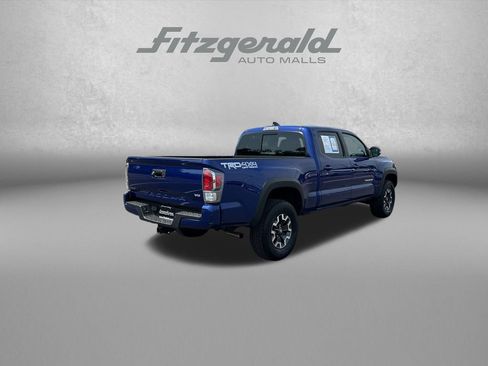 Used 2022 Toyota Tacoma TRD Off-Road w/ TRD Premium Off Road Package AWD/4WD image 8