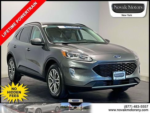 Used 2022 Ford Escape SEL w/ Technology Package AWD/4WD image 1