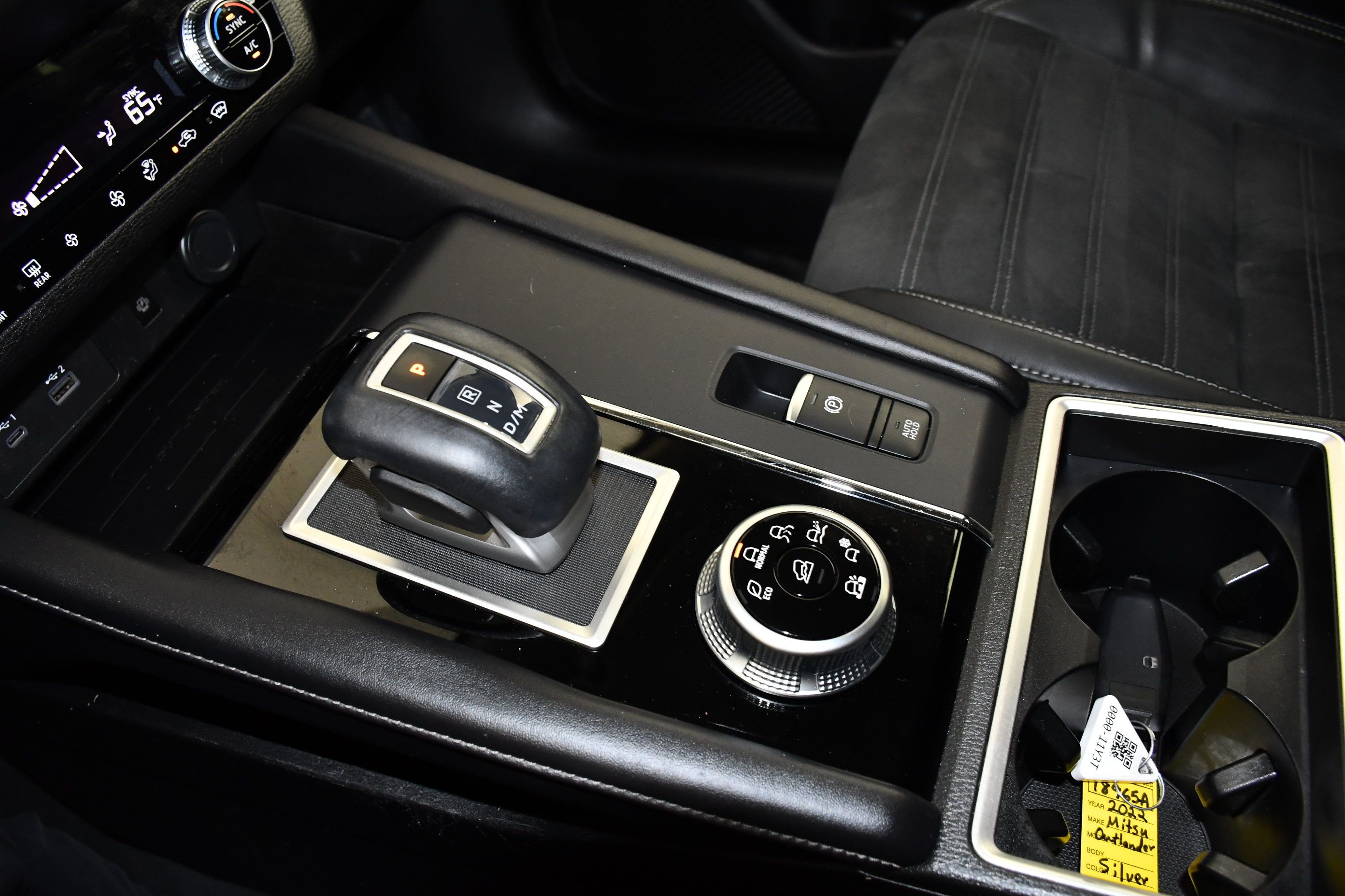 Used 2022 Mitsubishi Outlander SE AWD/4WD image 30