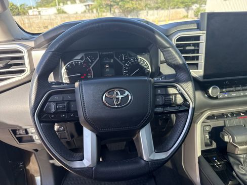 Used 2022 Toyota Tundra Limited AWD/4WD image 11