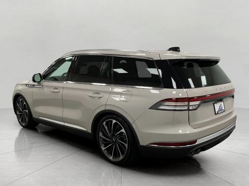 Used 2025 Lincoln Aviator Reserve w/ Equipment Group 201A AWD/4WD image 9