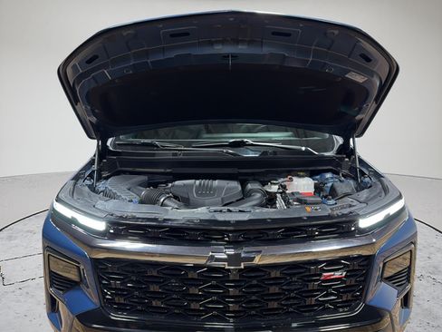 Used 2024 Chevrolet Traverse Z71 w/ LPO, Floor Liner Package AWD/4WD image 38