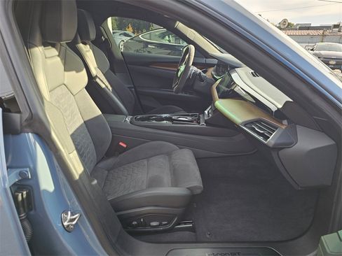 Used 2022 Audi e-tron GT Premium Plus image 12