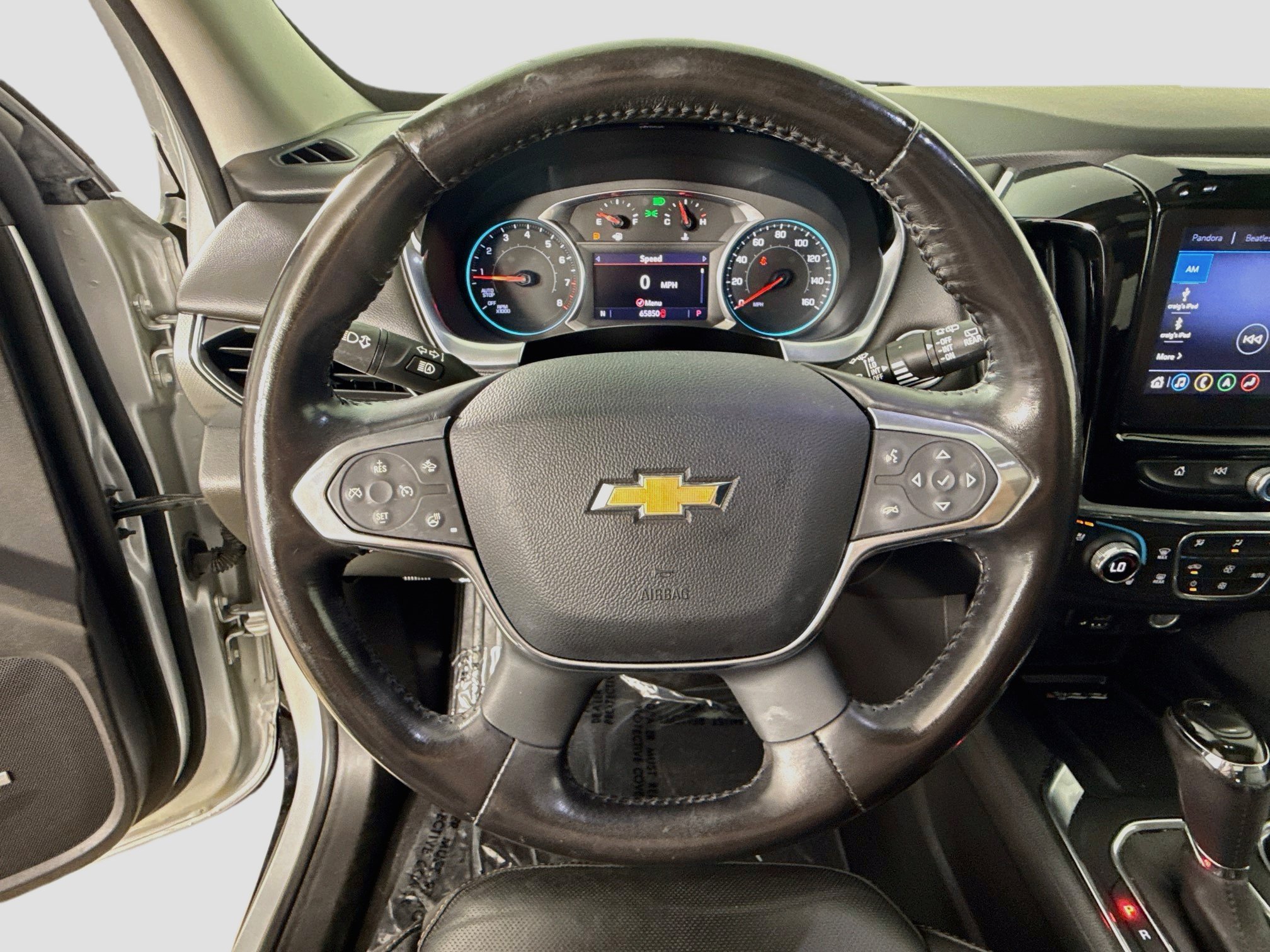 Used 2020 Chevrolet Traverse Premier w/ Redline Edition FWD image 13
