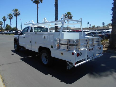 Used 2024 Ford F550 4x4 Regular Cab Super Duty image 3