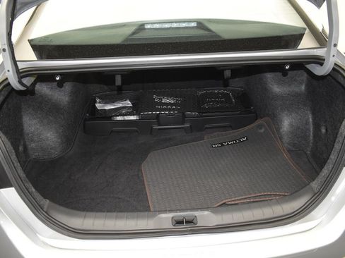 Used 2025 Nissan Altima 2.5 SR FWD image 36