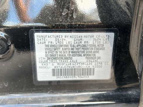 Used 2024 Nissan Versa S w/ S Plus Package image 29