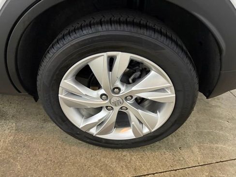 Used 2025 Buick Encore GX Preferred FWD image 9