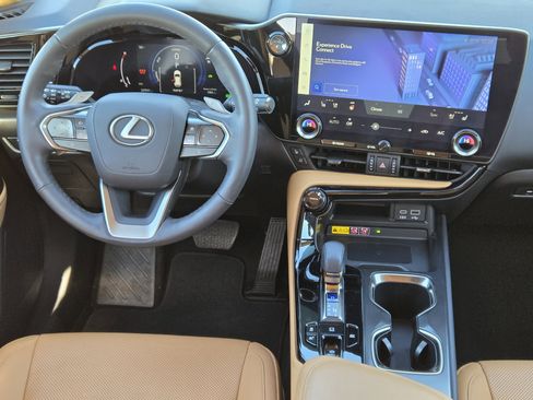Certified 2022 Lexus NX 300h AWD image 37
