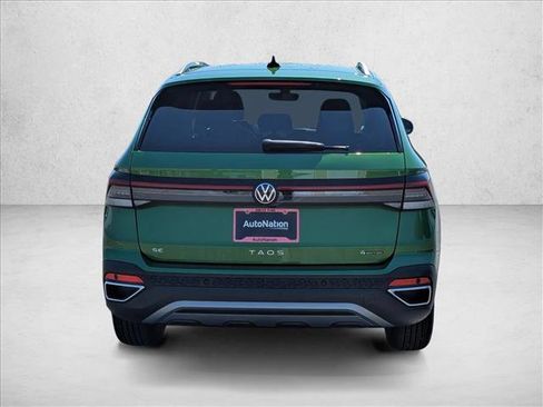 New 2026 Volkswagen Taos SE AWD/4WD image 6