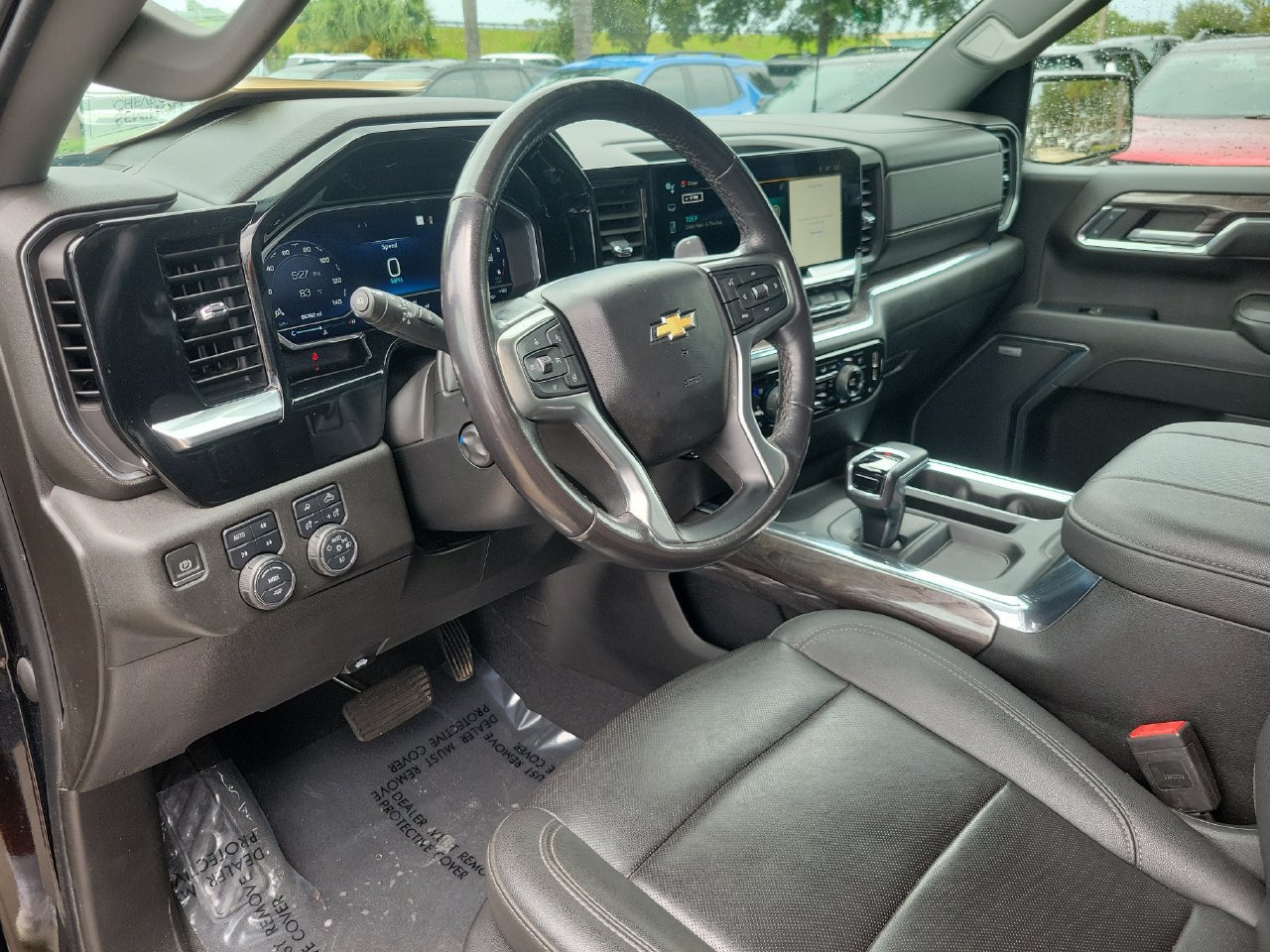 Certified 2023 Chevrolet Silverado 1500 LTZ AWD/4WD image 15