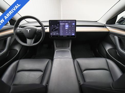 Used 2022 Tesla Model 3 image 14