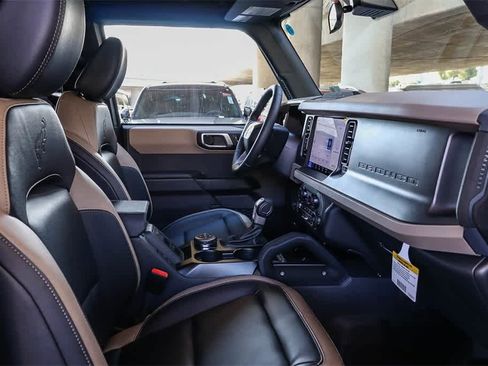 New 2025 Ford Bronco Big Bend w/ Black Diamond Package image 17