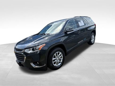 Used 2021 Chevrolet Traverse LT AWD/4WD image 1