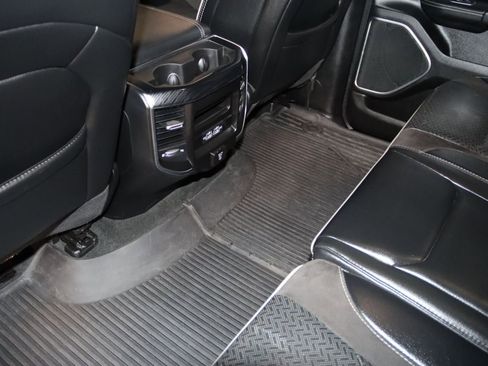 Used 2023 RAM 1500 Laramie AWD/4WD image 62