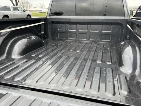 Used 2018 RAM 1500 Lone Star RWD image 30