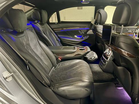 Used 2020 Mercedes-Benz S 560 4MATIC Sedan image 31