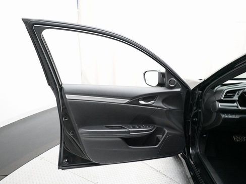 Used 2020 Honda Civic Sport image 27