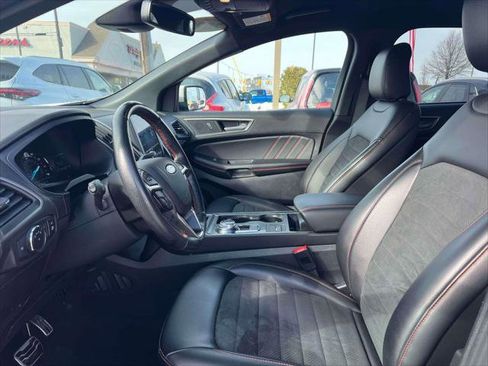 Used 2022 Ford Edge ST-Line w/ Cargo Accessory Package image 16