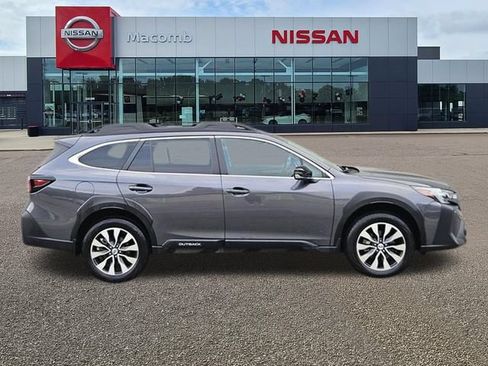 Used 2024 Subaru Outback Limited AWD/4WD image 3