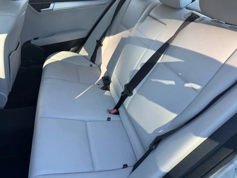 Used 2013 Mercedes-Benz C 250 Sedan image 21
