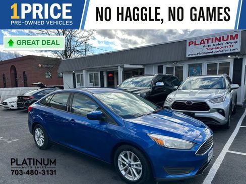 Used 2018 Ford Focus SE image 1