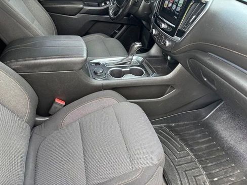 Used 2019 Chevrolet Traverse LT AWD/4WD image 39