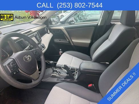 Used 2015 Toyota RAV4 LE AWD/4WD image 13
