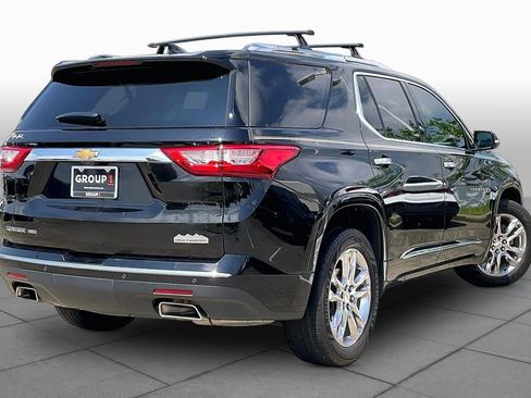 Used 2018 Chevrolet Traverse High Country AWD/4WD image 12