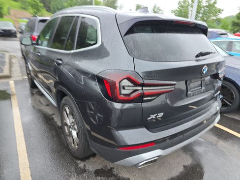 Used 2022 BMW X3 xDrive30i w/ Convenience Package AWD/4WD image 3