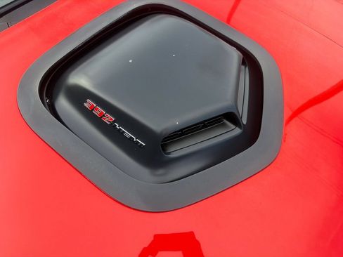 Used 2021 Dodge Challenger R/T Scat Pack RWD image 5