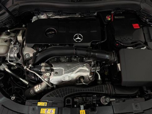 Used 2023 Mercedes-Benz GLA 250 image 31