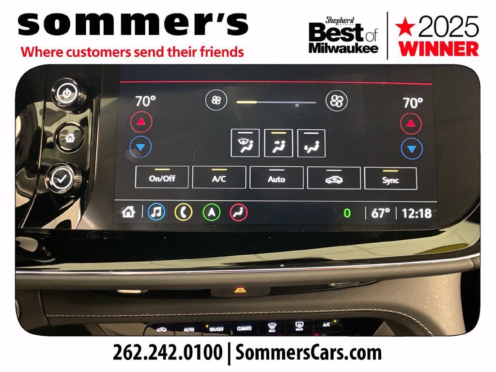 Used 2022 Buick Envision Avenir w/ Technology Package II AWD/4WD image 16