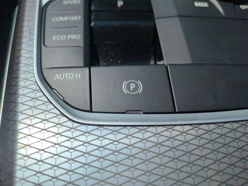 Used 2025 BMW M340i xDrive image 26