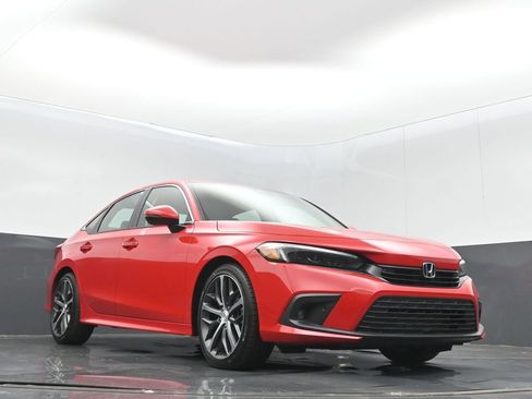 Used 2024 Honda Civic Touring image 10