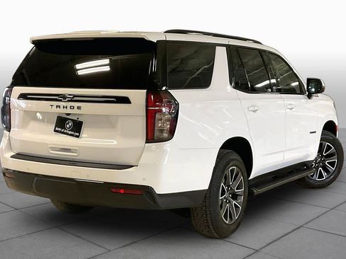 Used 2024 Chevrolet Tahoe Z71 w/ Luxury Package AWD/4WD image 12