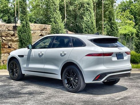 Used 2025 Jaguar F-PACE R-Dynamic S image 3