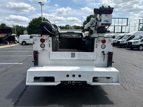 Used 2017 Ford F550 2WD Crew Cab Super Duty image 7