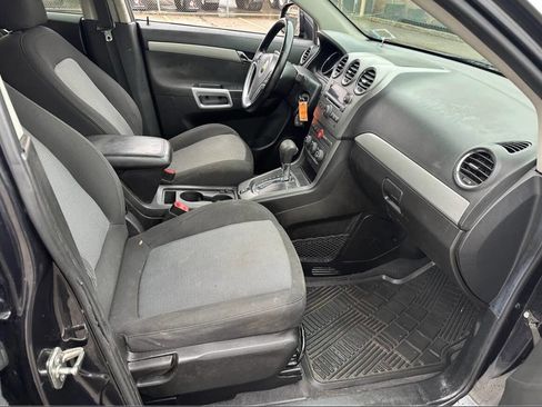 Used 2012 Chevrolet Captiva Sport LS image 9