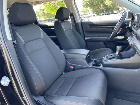 Certified 2024 Honda CR-V EX image 25